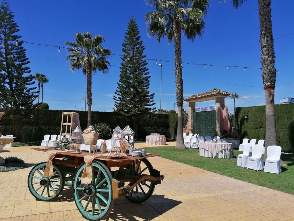 ¡Haz que tu boda sea inolvidable para todos, incluyendo a los más pequeños! Descubre nuestro exclusivo servicio de animación infantil en Sevilla